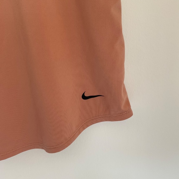 Nike Sleeveless Athletic Tank Top Size Small in Pink Salmon - Picture 2 of 8